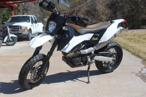 2009 KTM 690 SMC - Image 8