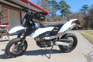 2009 KTM 690 SMC - Image 11